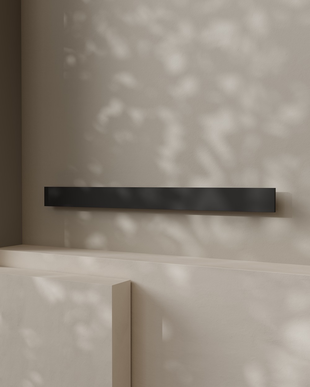 C-4-1_SOFTPACK_ONWALL_BLACK_SCREEN_SIZE_2